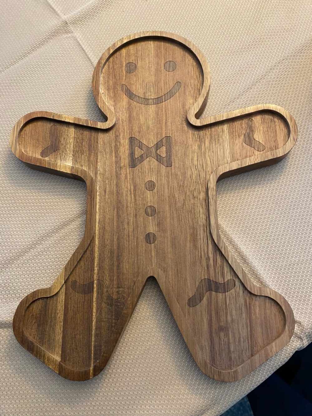 Holiday Time Brown Acacia Wood Round Label Plate- Sold out online